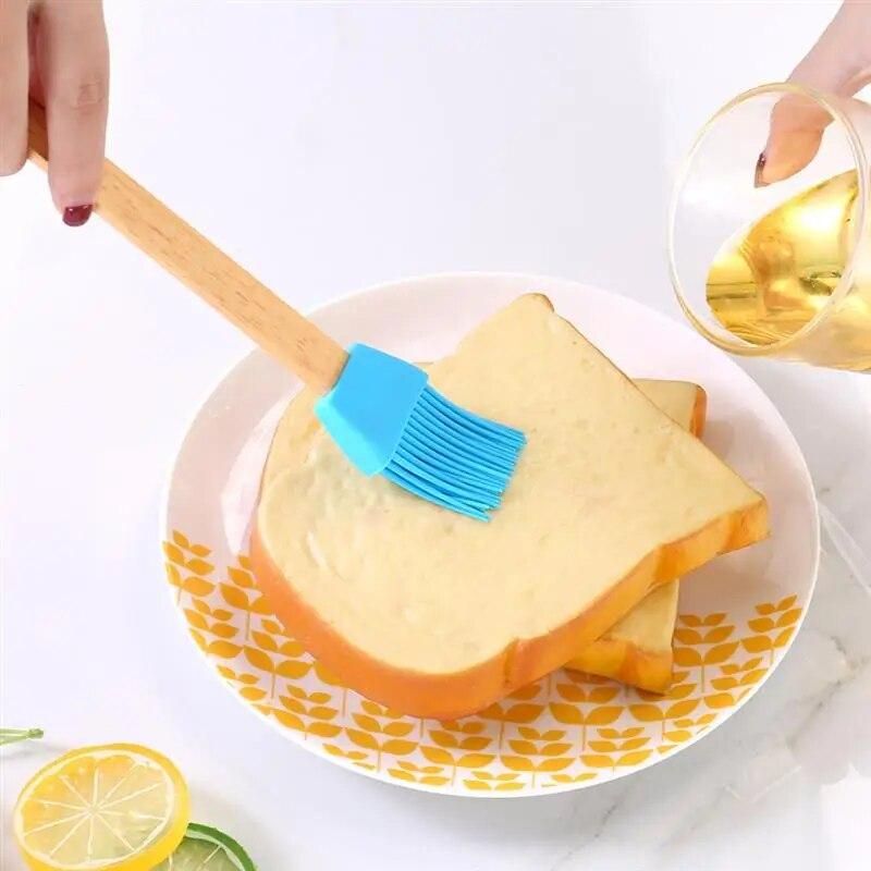 6pcs Detachable Silicone Baking Tray Bread Chef Pastry Oil Butter Paint Brush Barbecue Brush Silicone Baking Barbecue Tool
