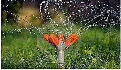 Plastic Rotating Water Lawn Sprinkler