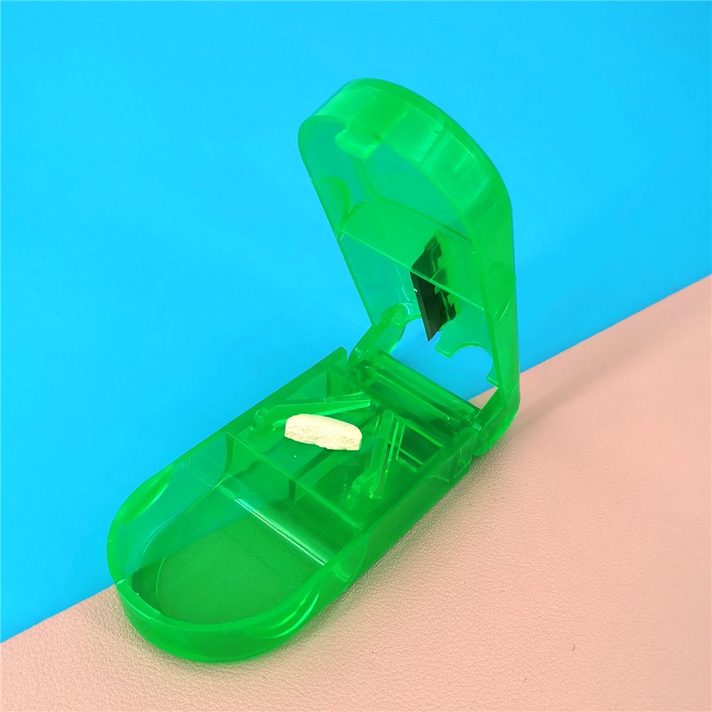 1pc Pill Cutter Medicine Cutter Medicine Split Medicine Box Portable Medicine Portable Small Medicine Box Health Care Pills Case Green