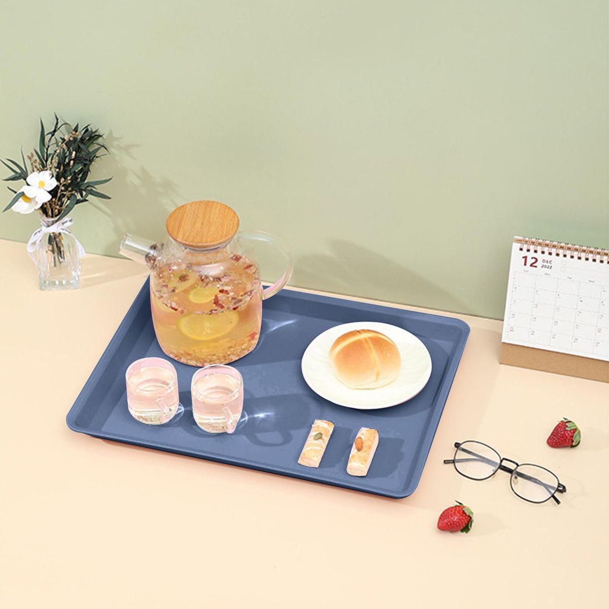 Reusable Plastic Tray Capacity Non-slip Food Tray Bpa for Fruit Blue