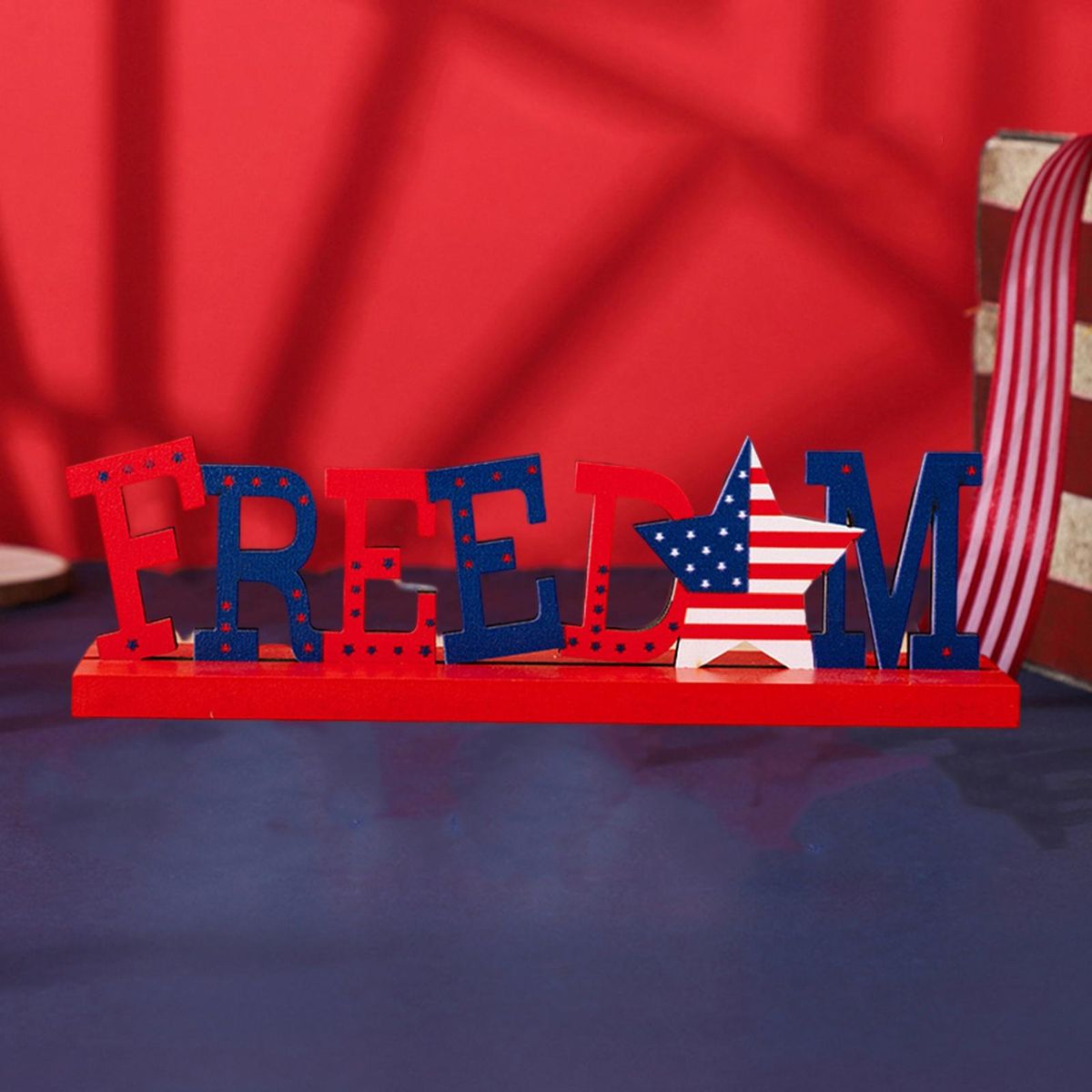 Wooden Ornament Independence Day Patriotic Table Wooden Sign Blue and Red