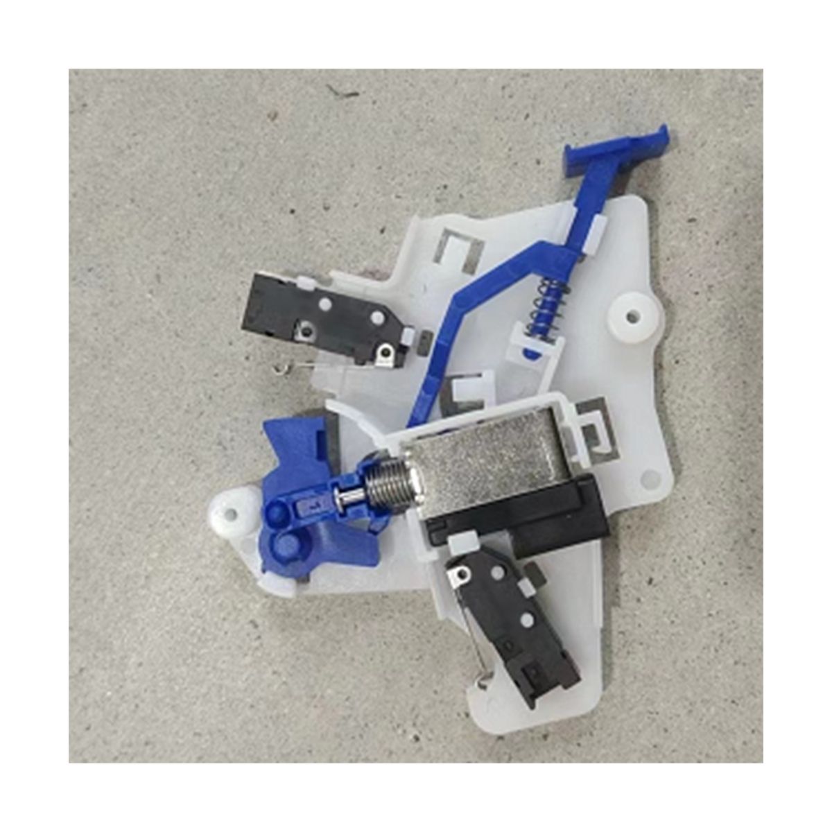 For Nissan X-TRAIL 2014-2019 Qashqa 2016-2019 Shift Solenoid Valve of Gear Switch Coil 34950-4CLOB Car Accessories