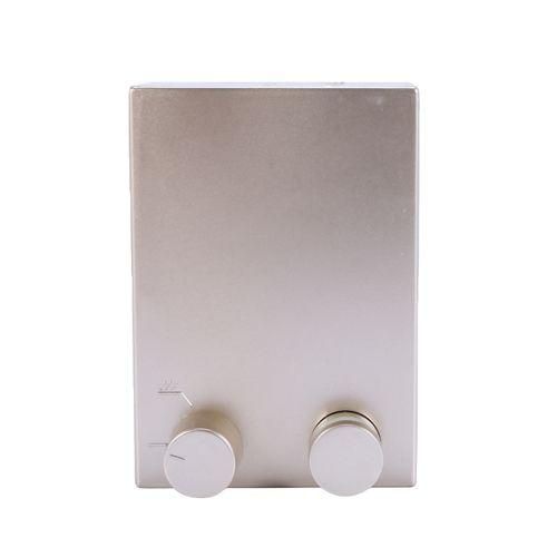 Retractable Indoor And Outdoor Clothes Wall