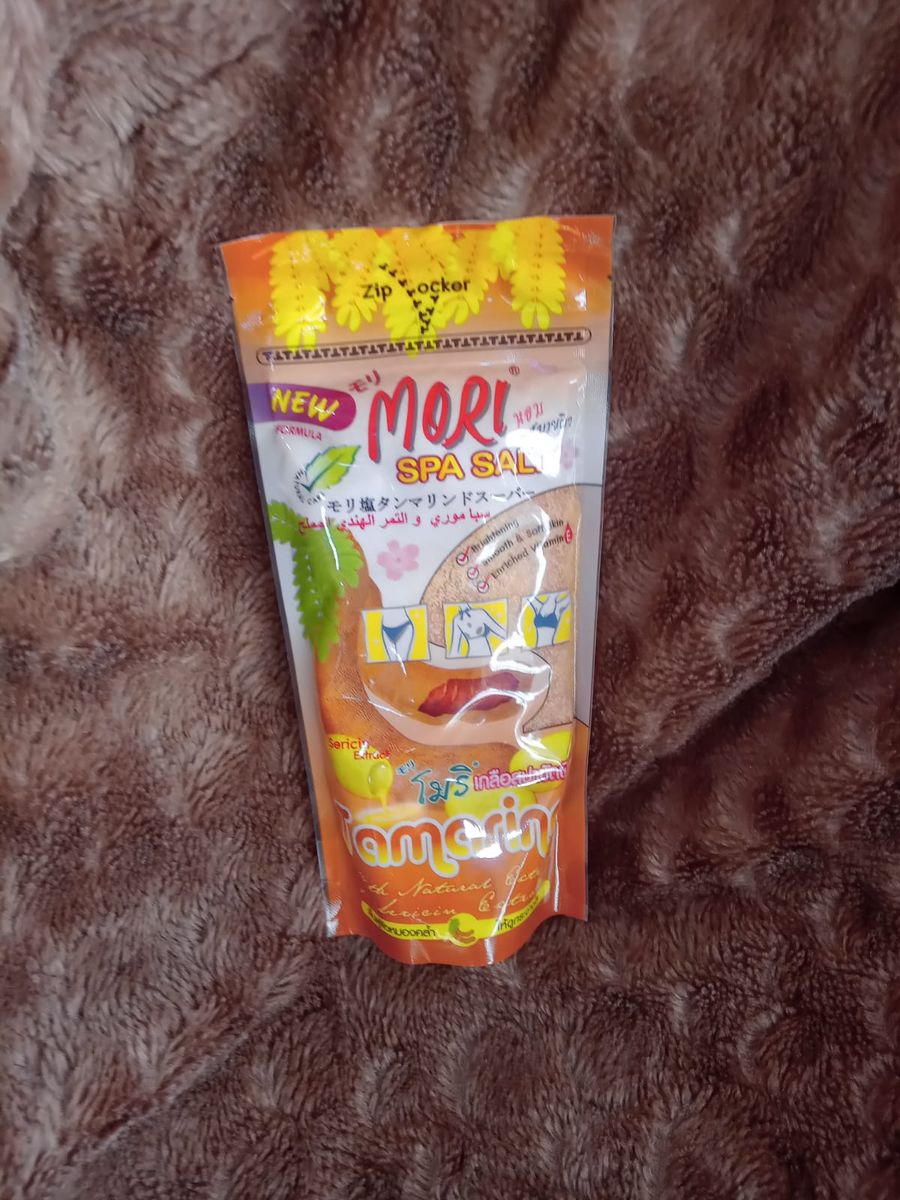Mori Lightening & Brightening  Tamarind Spa Salt