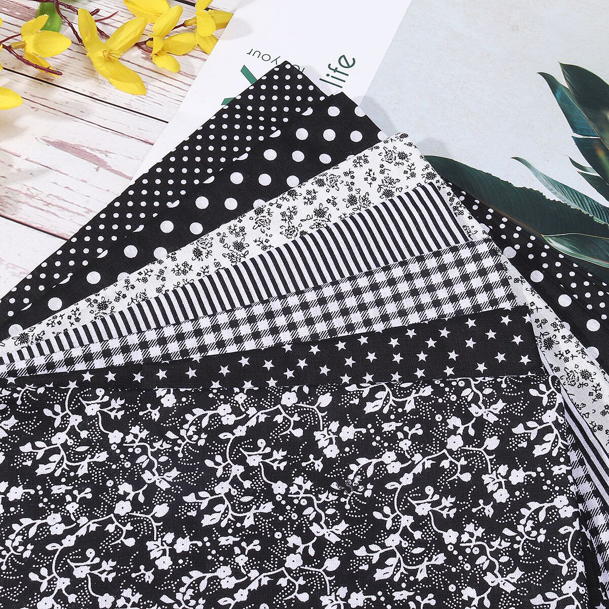 7Pcs/Set Black Quilting Floral 7 X Cotton Fabric Cloth DIY Craft Sewing Handmade 50x50cm