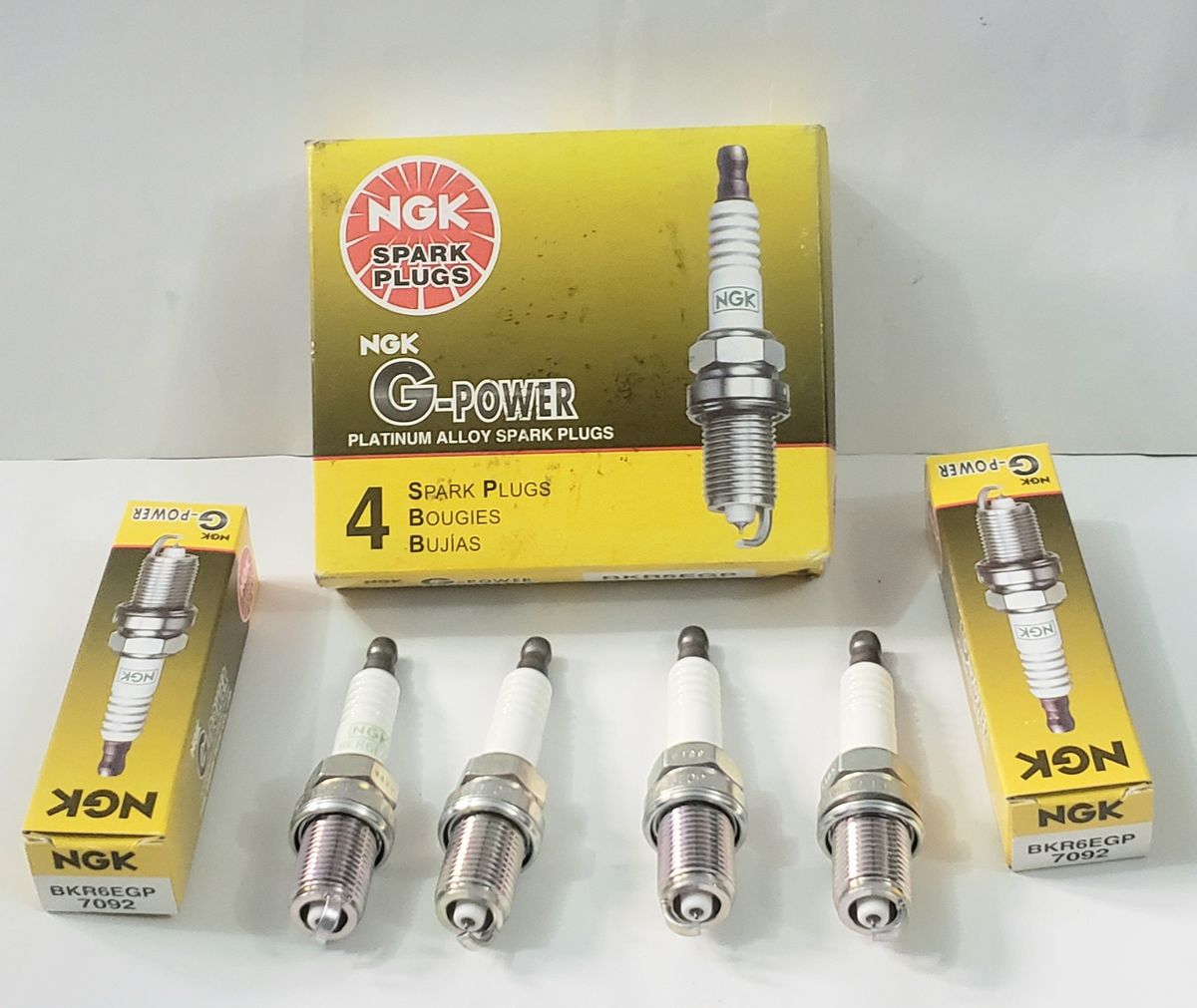 NGK 7092 SPARK PLUG - 4pcs