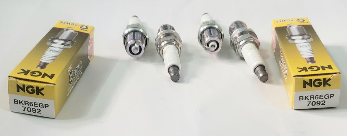 NGK 7092 SPARK PLUG - 4pcs