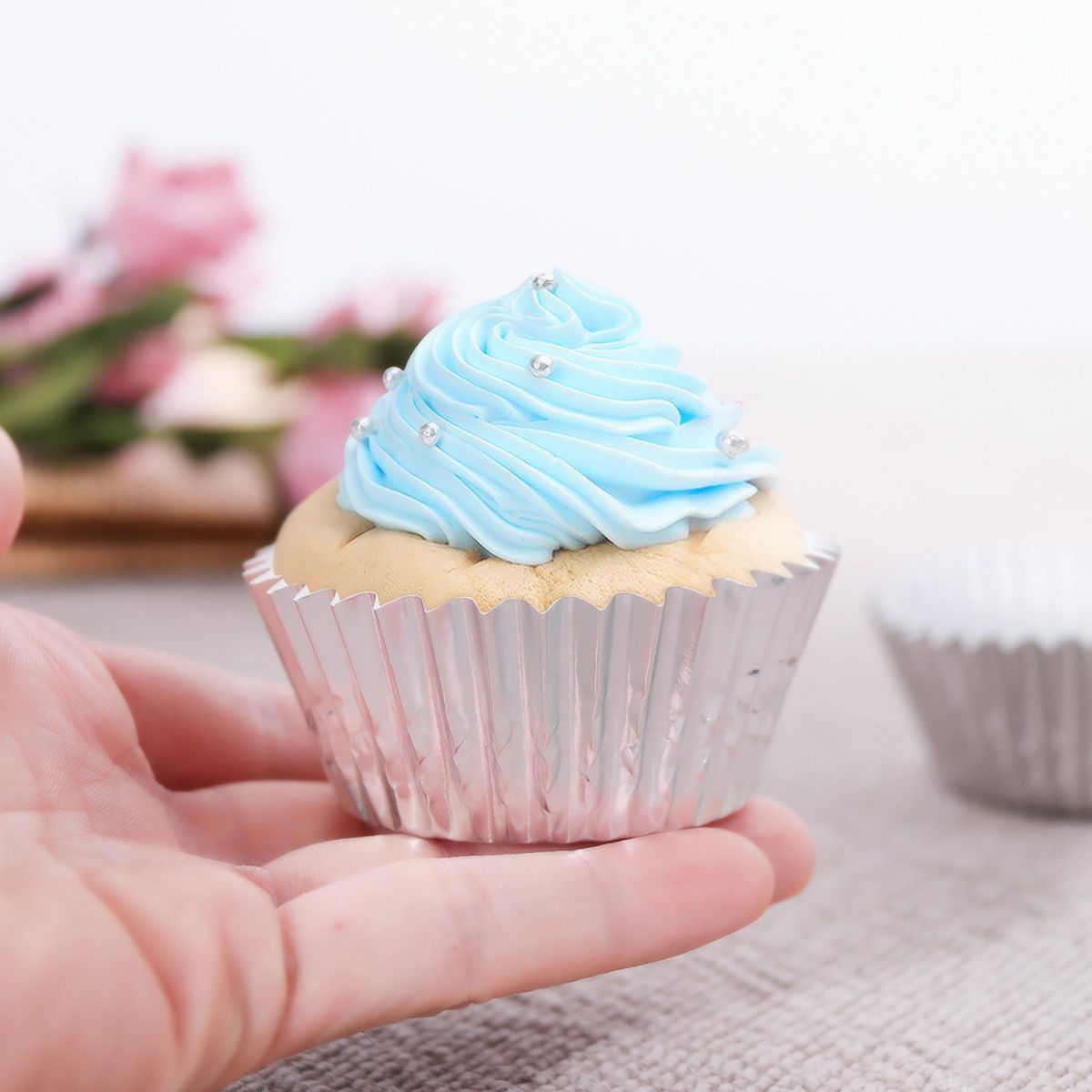 100Pcs Cake Cups Grease-Proof Heat Resistant Aluminum-Silver