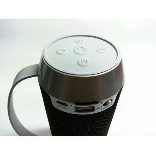 J5 PORTABLE WIRELESS BLUETOOTH SPEAKER WITH LED TORCHLIGHT