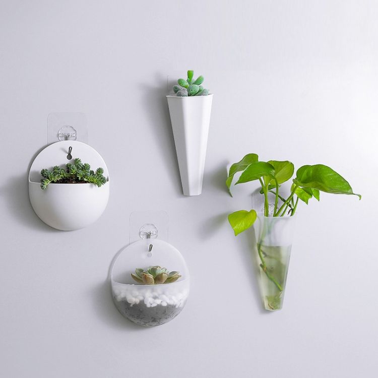 4 In 1 Lazy Plastic Flower Pots On The  Wall
