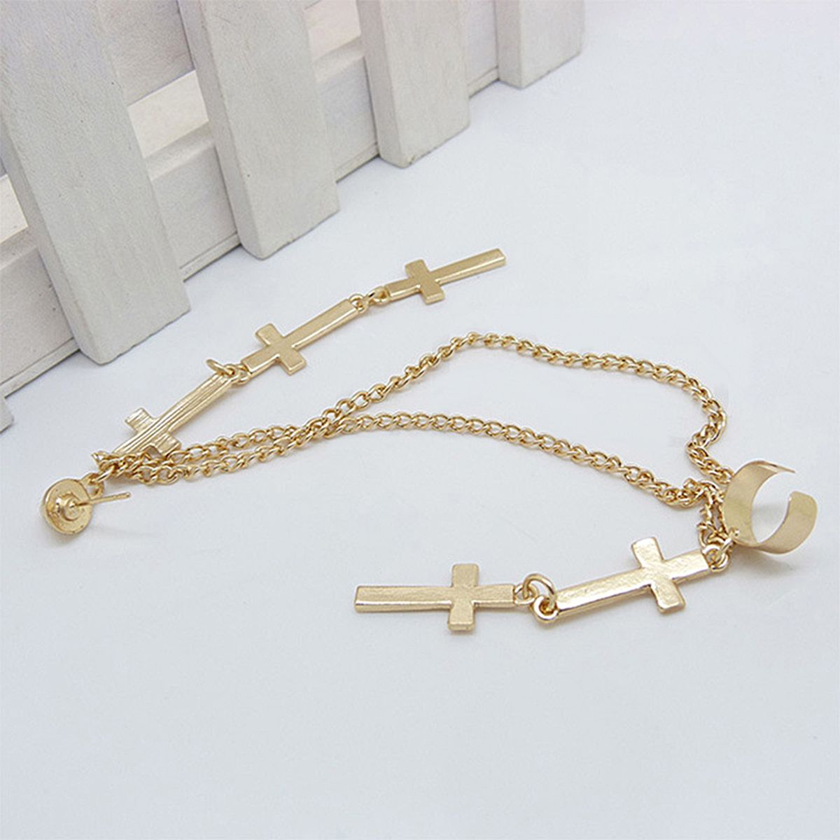 1Pc Ear Cuff Cross Dangle Versatile Alloy Women Fashion Punk Ear Crawler For Women-Black