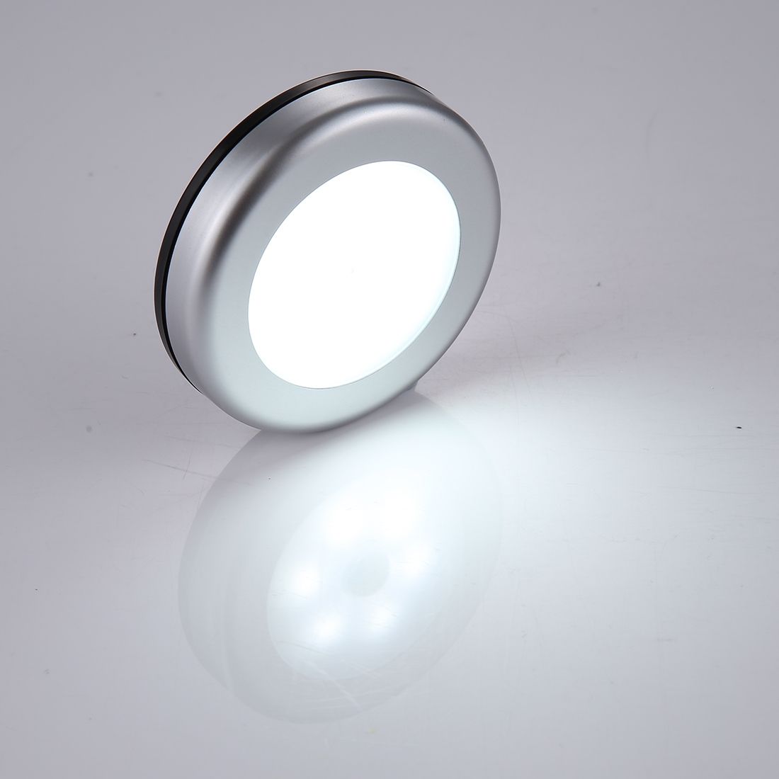 0.3W 6 LEDs PIR Human Body Motion Sensor + Light Control White Light Mini LED Night Light For Closet / Cabinet / Stairways / Bedroom, Sensor Distance: 5m, DC 5V