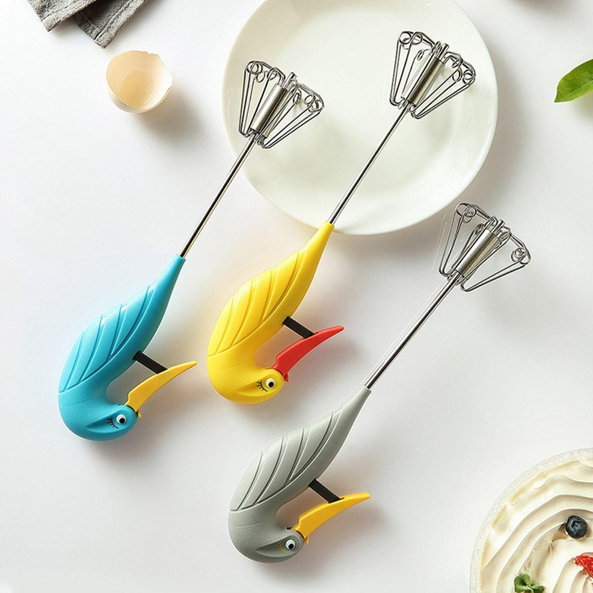 Swan Self Turning Manual Whisk Egg Beater Semi-Automatic