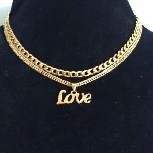 Cuban Chain With Love Pendant - Gold
