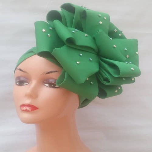 Green Bow Turban With Stones