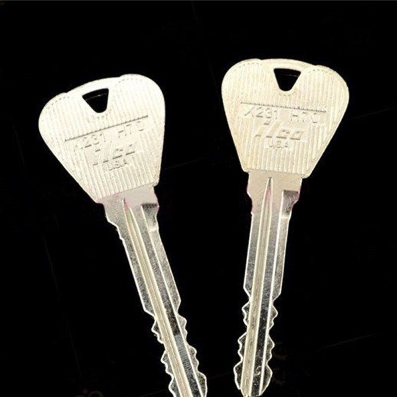 Folding Deformation Key Through Bottle/Ring Magic Trick-