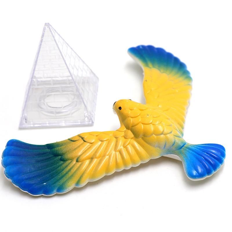 Multicolor Magic Balancing Bird Science Desk Toy Balancing Eagle Novelty Fun Children Learning Gift Kid Educational Toy with Pyramid Stand,Color cannot be specified