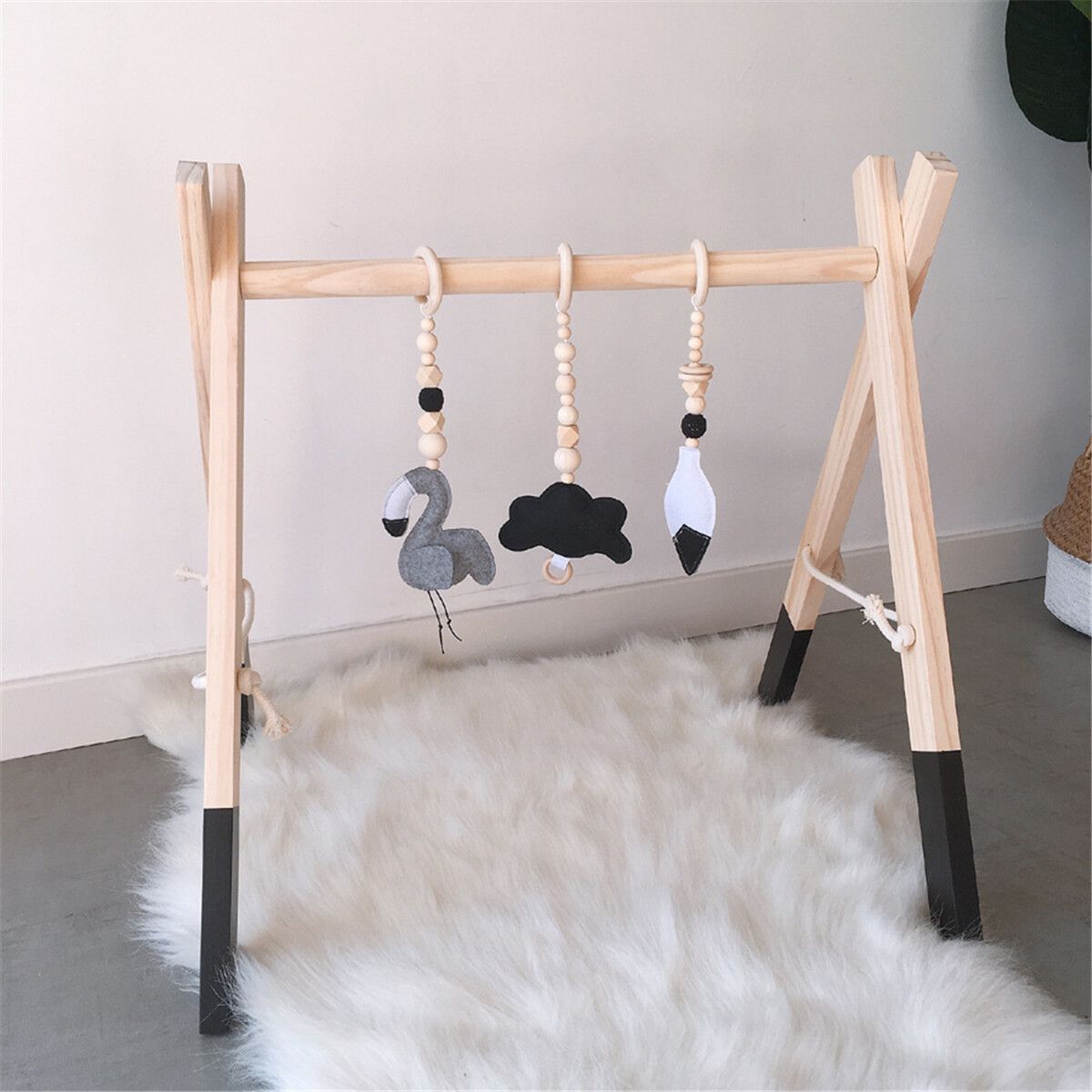 3Pcs Wooden Hanging Toys Play Stand Ornaments Nursery Fun Mobile Rack Activity Gym Gift For Baby Black