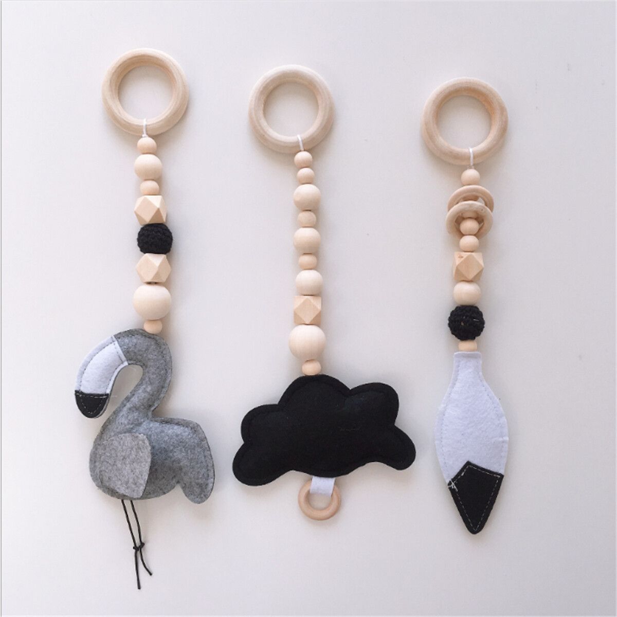 3Pcs Wooden Hanging Toys Play Stand Ornaments Nursery Fun Mobile Rack Activity Gym Gift For Baby Black