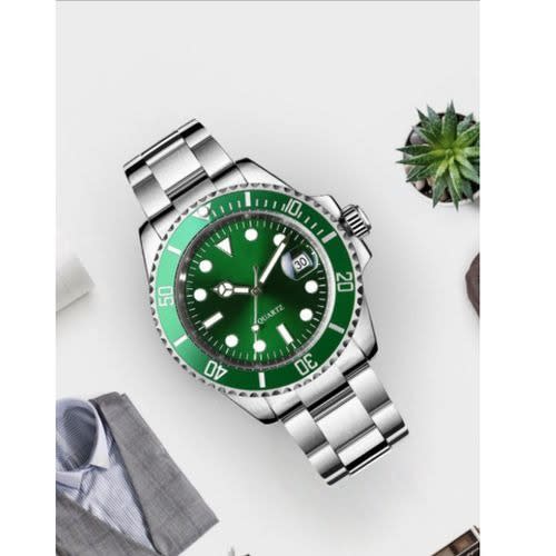 Men Stainless Steel  Watch With Calender   - Green