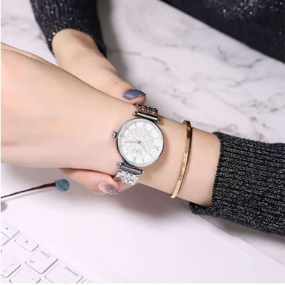 Cmk Women Chain Wrist Watch-silver