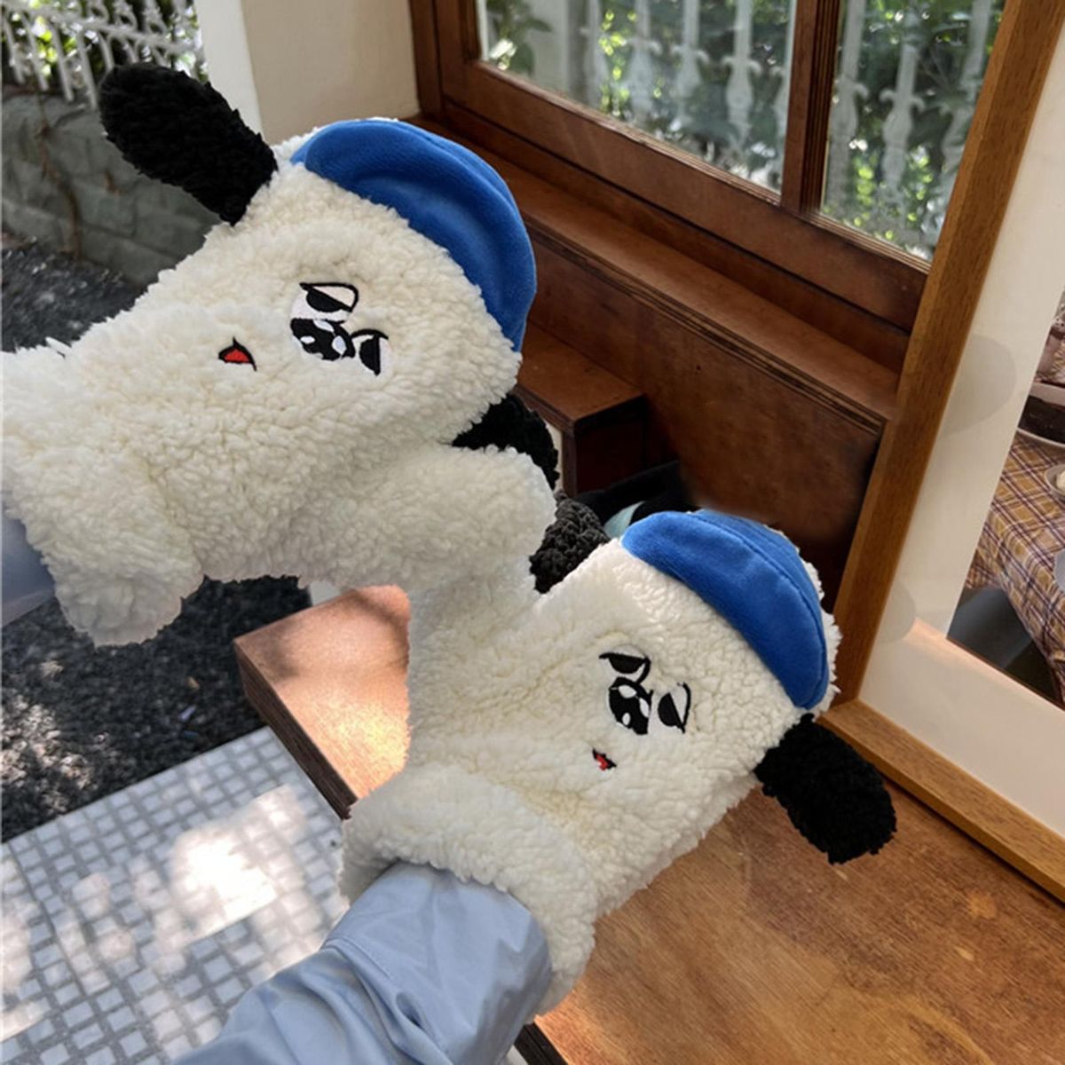 1 Pair Cycling Mittens Windproof Winter Mittens White