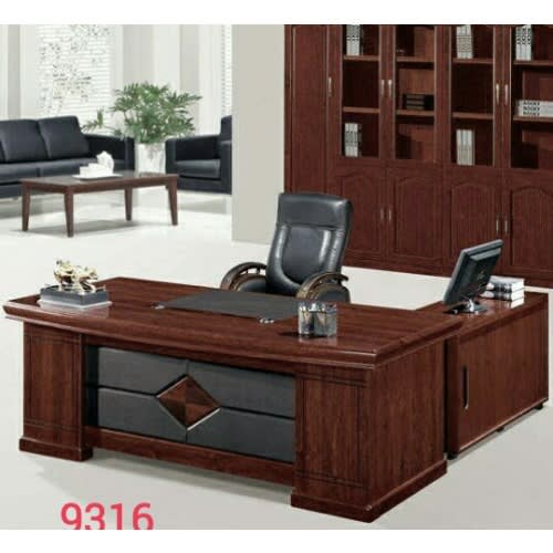 1.6m Executive Office Table With Side Extension