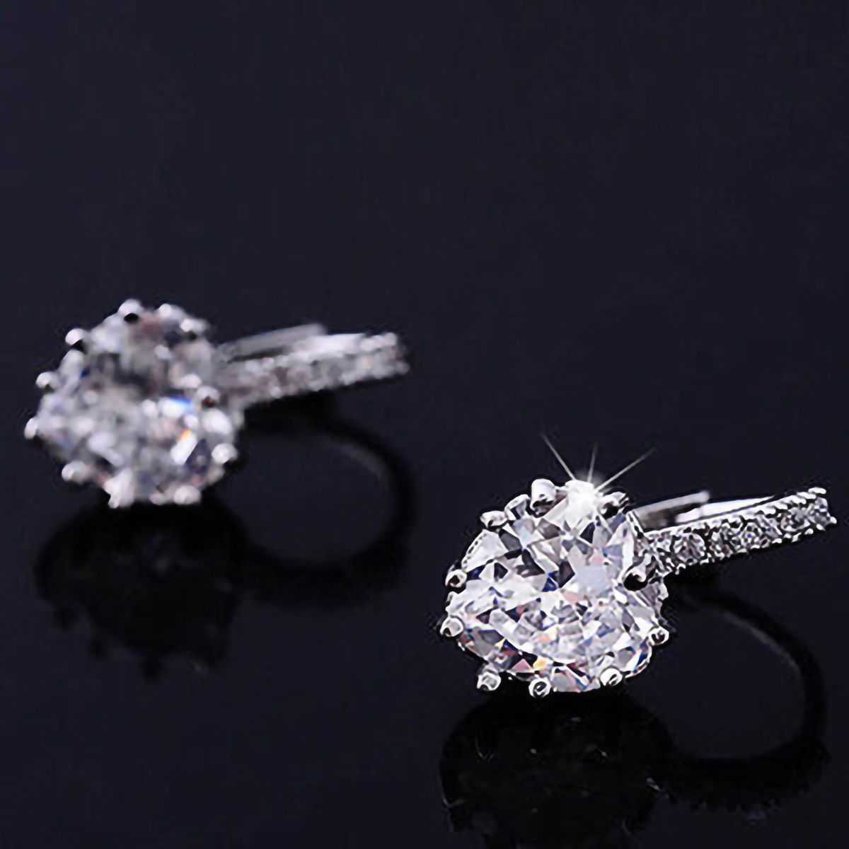 Earrings Rhinestone Inlaid Heart-shape Design Alloy Heart-shape Design Leaverback Earrings For Party-Pink