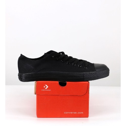 Low Top Sneakers - Black