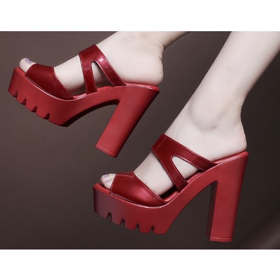 Heeled Slipper