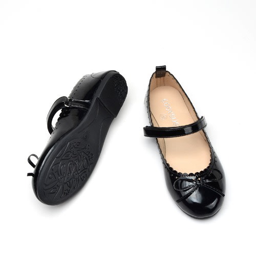 Cosy Susy - Girls Flat Shoe - Black