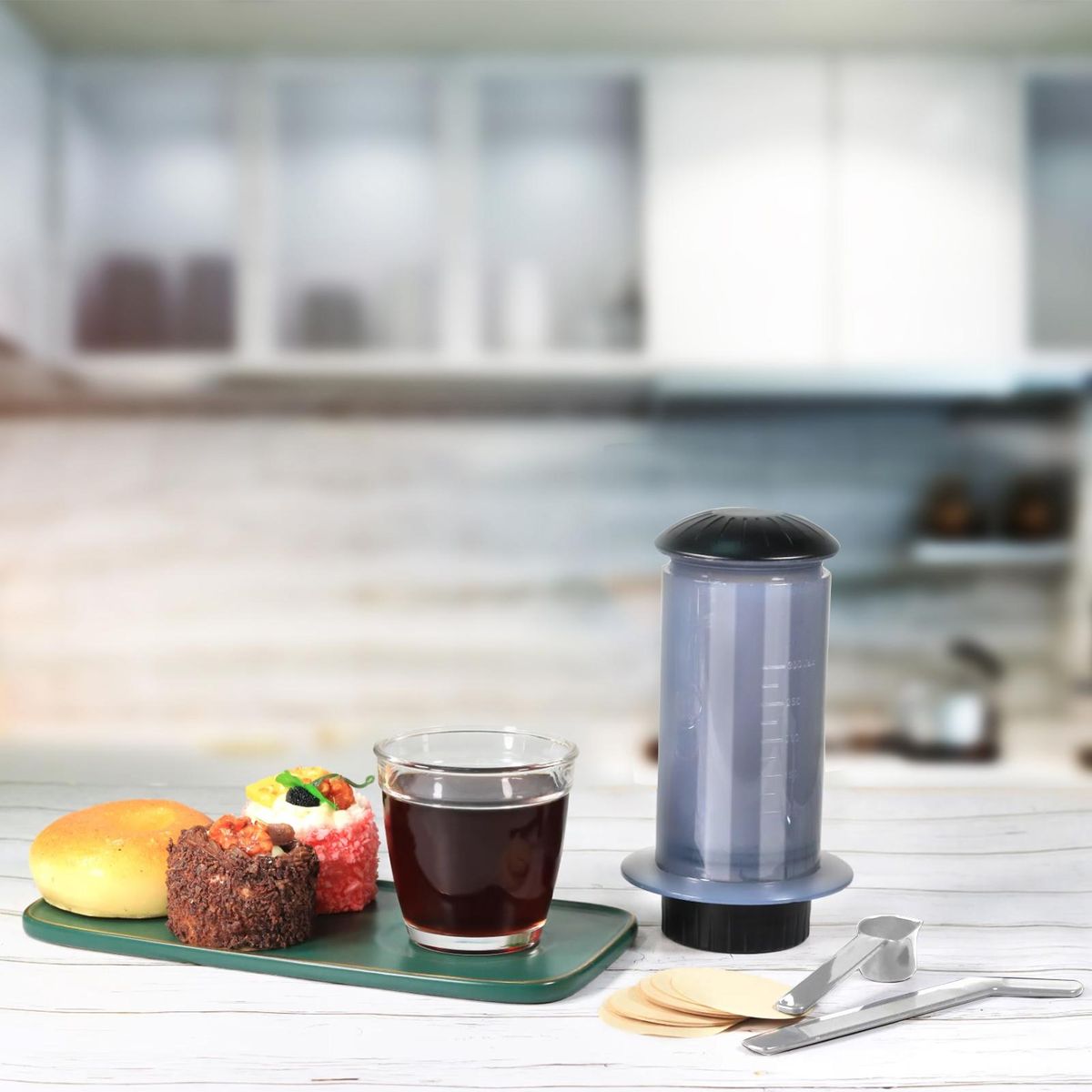 Coffee and Espresso Press Maker Portable Coffee Manual Machine with 50PCS Coffee Filter Paper for Outdoor Travel Camping Picnic