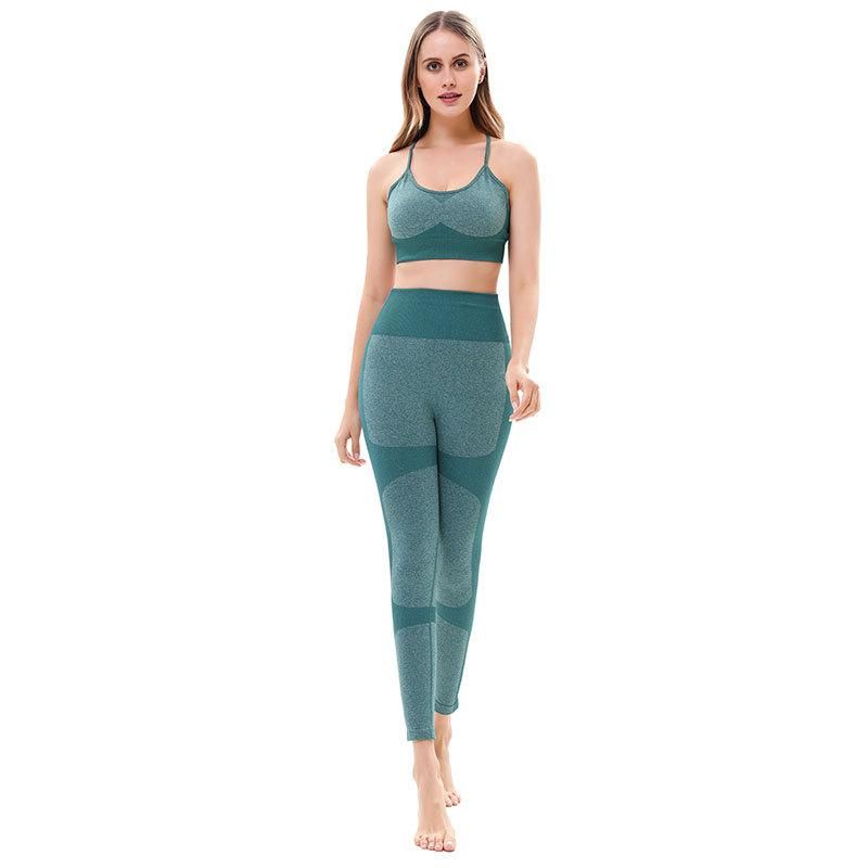 Winter New Seamless Yoga Pants Sports Fitness Pants Slim Fit Sweat Absorbing Hip Lifting 2-Piece Set