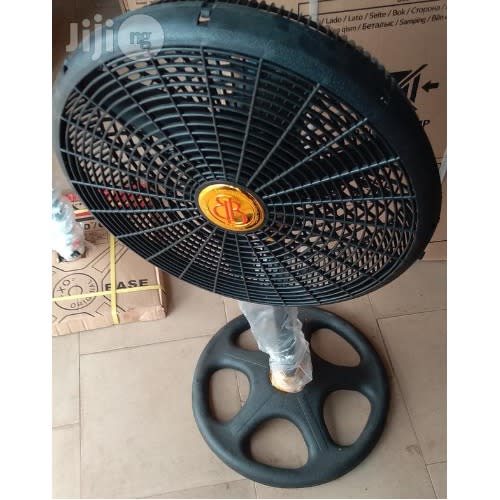 18-Inch Standing Fan Black