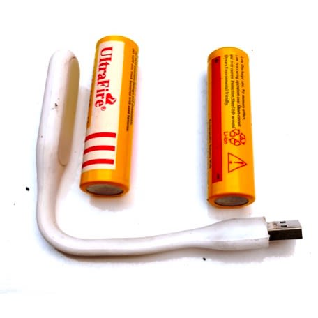 4pieces- Flat Rechargeable Li-ion Battery + USB Light