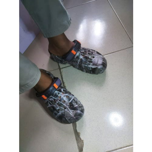 Patterned Offroad Sport Crocs- Black