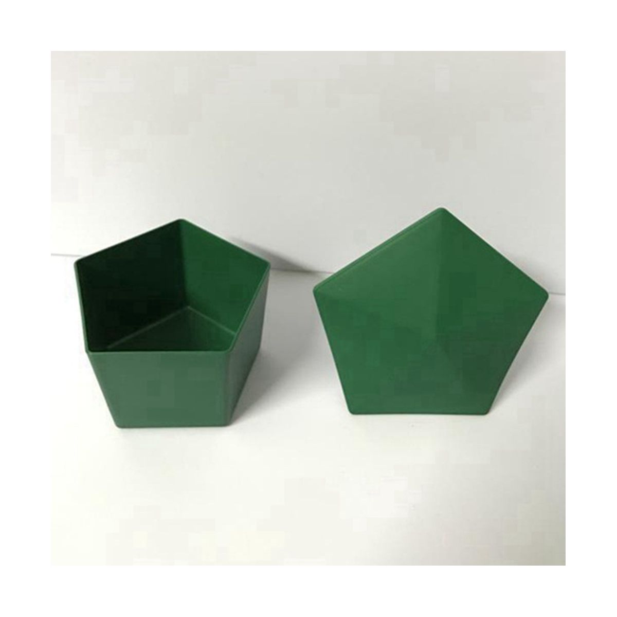 15PCS Snail Cage House Snail Trap Catcher Pests Tools Animal Pest Repeller Garden Farm Protector -Friendly