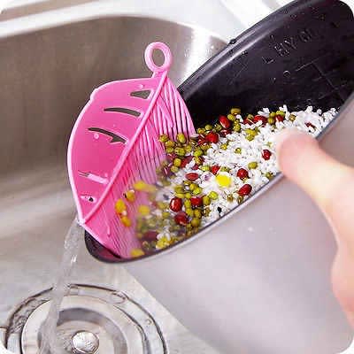 Leaf-Shaped Rice Wash Sieve - Pink