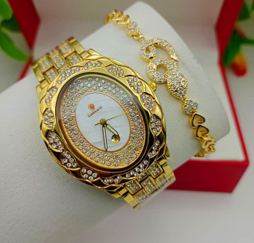 Never Tarnishing Luxurious Classic Ladies Wrist Watch +  Classic Bracelets