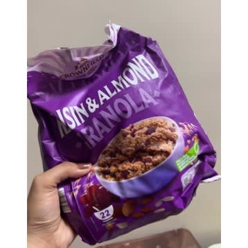 Granola Raisin And Almond Oat Meal Flakes - 1kg