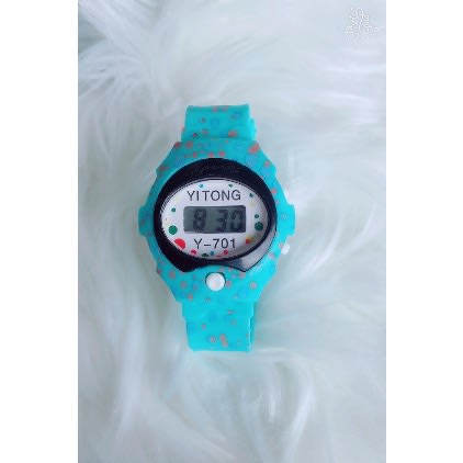 Yitong Kid's Digital Sport Watch - Aqua Blue