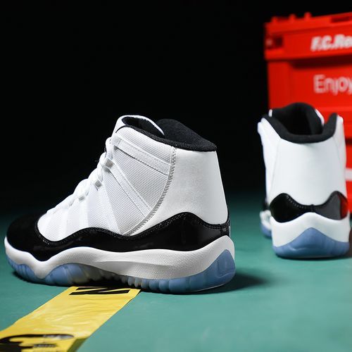 High-top Sneakers Men Basketball Shoes Size 45 46 47 High Quality Outdoor Sports Shoes Students Competition Professional Athletic Basketbasll Sneakers Training Shoes Non-slip Male Footwear White