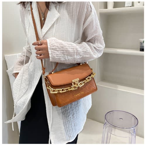 Woman Fashion  Chain Handbag