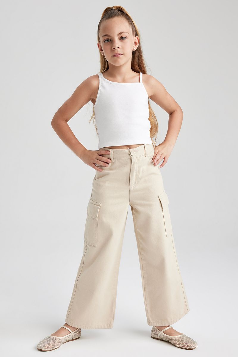 Girl Casual Cropped Fit Sleeveless Knitted Athlete - White