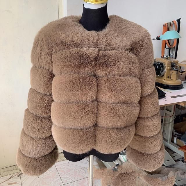 Haining Fur Autumn and Winter New Warm Casual Splice Women's Faux Fox Fur Coat Women's Clothing