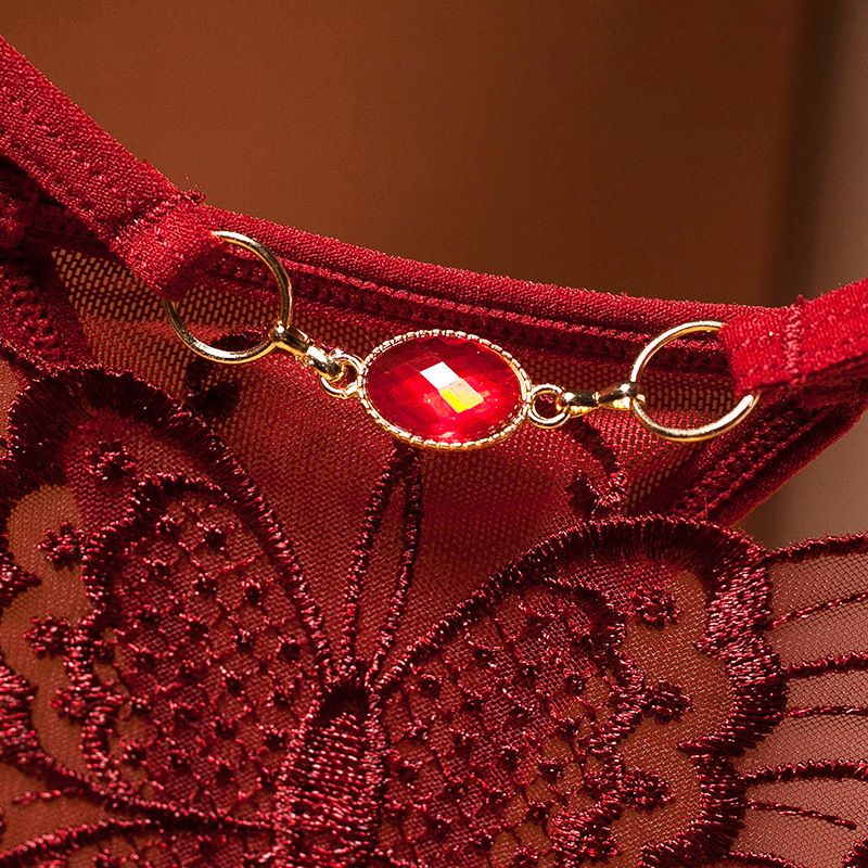 2 Pcs/Women's Embroidered Sexy Underwear G-string Tangas/Claret