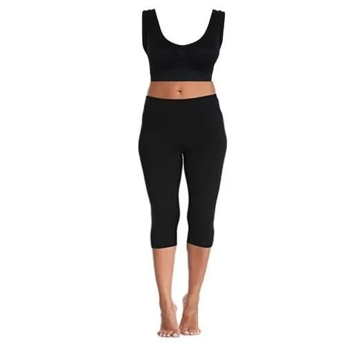 Sports Bra & Three Quarter Leggings Set - Black