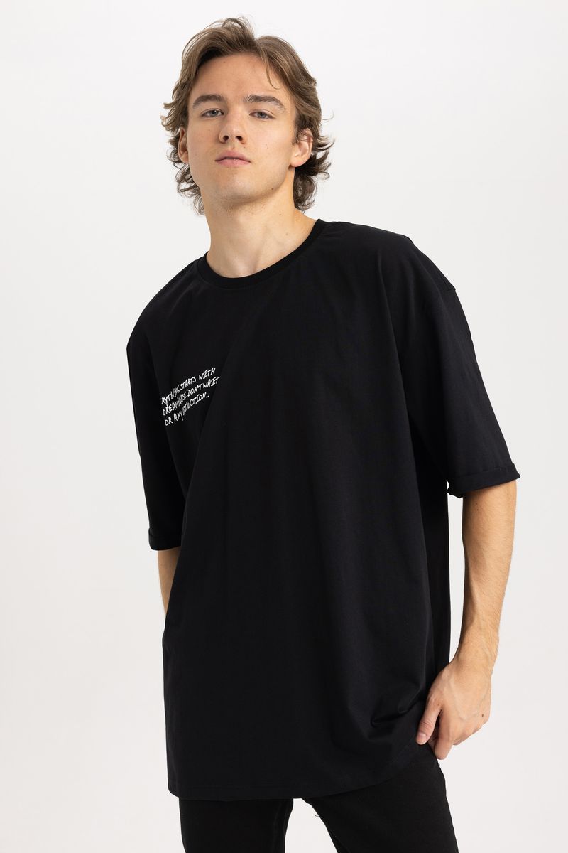 Man Young Oversize Fit Crew Neck Short Sleeve Knitted T-Shirt - Black