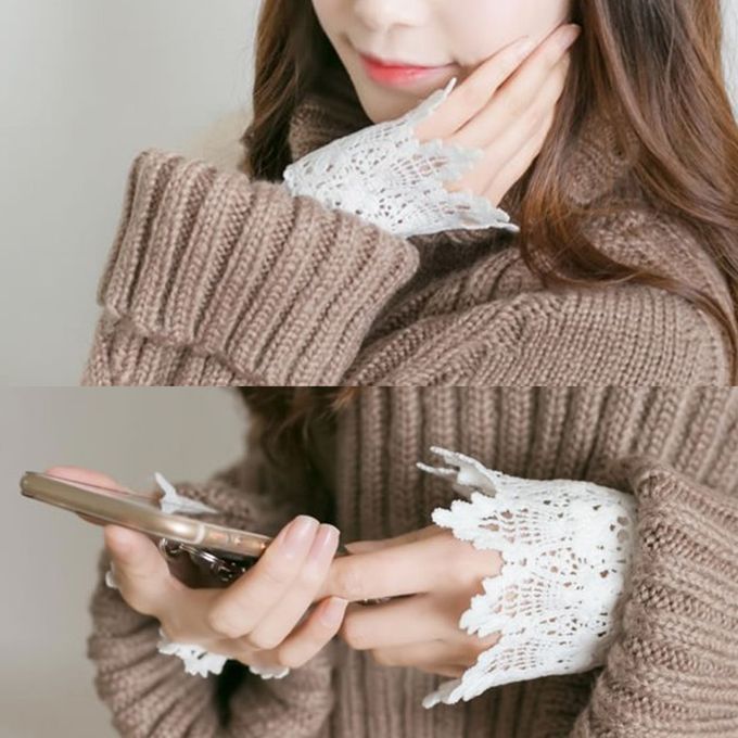 New Unique Pretty Cute White Lace Wristband Prom Party Festive Gift