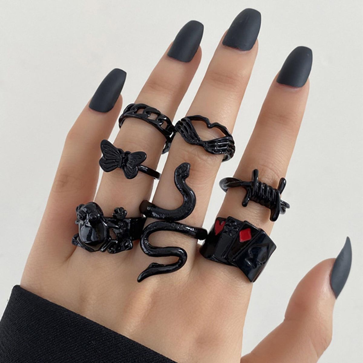 7Pcs Finger Bands Exaggerated Black-Plated Gothic Rings Black